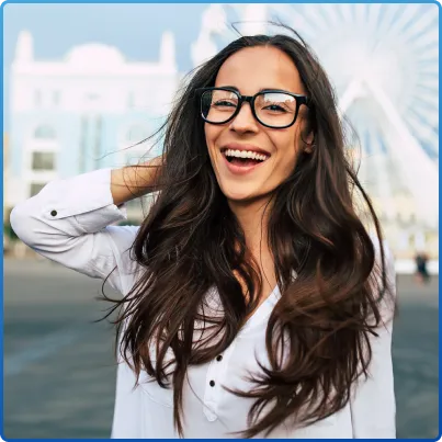 Customer Jenna C. wearing NeuroView glasses