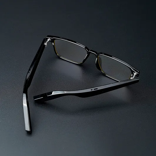 NeuroView smart glasses black frame